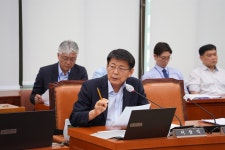 [단독] 국감 앞 백기 든 보험사들 섬에도 차량 긴급 출동 서비스