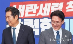 정청래 임기 10개월 남았는데, '김민석 대표 도전설' 나오는 이유