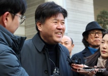 대장동 재판부가 흔든 김용 유죄 근거... 남욱 알지 못했다