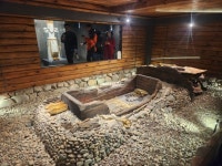 대지에 수놓은 부드러운 정원, 경주 대릉원