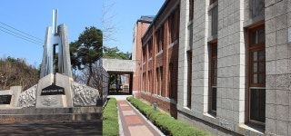 반쪽짜리 역사 문화유산 안내, 대구상업학교 본관의 진짜 가치는