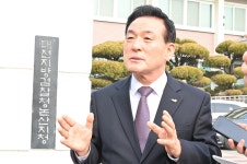 '명절 선물' 법정공방 본격화... 백성현 논산시장 