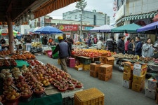 [사진] 대보름 앞둔 장날, 양산 남부시장은 희망을 산다