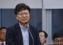 이 대통령이 위촉한 이병태, 공직의 자격을 묻는다