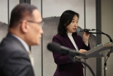 청와대 다시 2인 대변인 체제... 전은수 부대변인, 대변인으로 승진