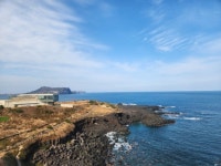 한라산이 빚고 바다가 다듬은 섭지코지