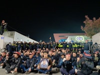 공권력에 의한 죽음 진주 CU물류센터 앞 노동자들 울분