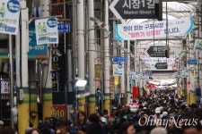 부산 출격 하GPT알아본 주민들, 여든 야든 단일화 안되면  하정우