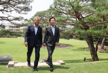 이 대통령-문 전 대통령 