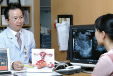 [Best Doctor]‘의지만 있으면 임신 가능해요’ - 허걸 삼성미래산부인과 원장