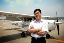 [Light Aircraft]“답답한 세무사 스트레스 창공에서 날리죠” - 부경세무회계사무소 송영태 대표