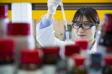 제약·바이오업계, 글로벌 블록버스터 신약 개발에 ‘구슬땀’