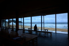 오늘은 바다로 출근합니다, 웨이브웍스 양양 [MZ 공간 트렌드]