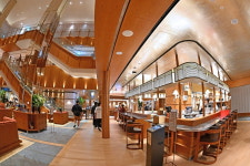 [르포]호텔이야, 푸드코트야…신세계 강남점의 넥스트 레벨[하우스 오브 신세계①]