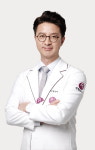 [2025 대한민국 고객감동브랜드대상] 눈성형 중점 의료기관, 팝성형외과의원