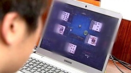 PC방에 악성 코드 퍼트리고, 패 훔쳐보며 싹쓸이