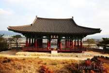 경주 금장대와 암각화가 전하는 옛사람의 자취