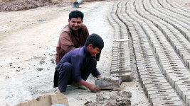 아동 노동자에게 희망 주는 사랑의 학교