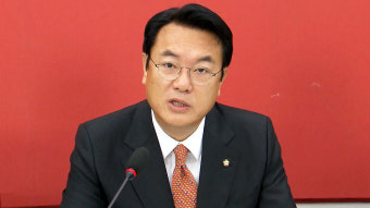 與 정진석 