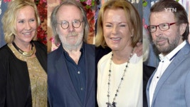 스웨덴 혼성 그룹 아바, 30년 만에 한 무대 등장...재결합 기대 폭발