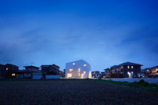 〔안정원의 디자인 칼럼〕 오래된 집에서 유치원으로 재탄생한 클로버하우스의 멋진 공간 1