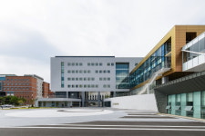 ● 멋진 세상 속 건축디자인(3개의 마당을 지닌 건국대학교 글로컬캠퍼스 교양강의동의 매력)