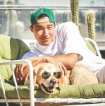 다니엘 헤니, 한국 개 농장에서 구조된 골든 리트리버 입양