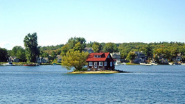 세계에서 가장 작은 사람이 거주하는 섬 화제