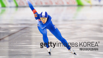 [속보] 이상화 빙속 500m 은메달