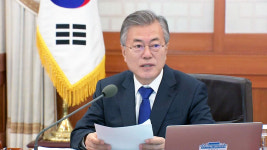 [속보] 문재인 대통령, 올해 어버이날 임시공휴일 지정 않기로