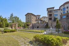 〔ANN의 뉴스 탐방〕 드라마 스카이캐슬의 촬영지인 유럽풍 휴양 콘도미니엄 기흥 라센트라