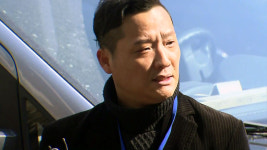 경찰, '손석희 배임 의혹' 고발인 조사