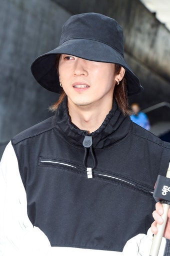 장우혁, H.O.T. 상표법 위반 혐의 검찰 소환 조사