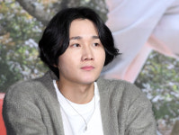 이용진, 문재인 대통령 호칭 뒤늦게 논란...tvN D 영상 삭제
