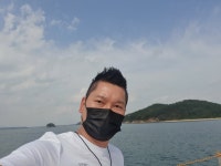 서해에서 일몰 아닌 일출을 낚으며 힐링도 낚는다. 태안 황골방파제