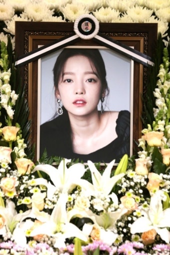 [직격인터뷰] 故구하라 오빠 변호사 