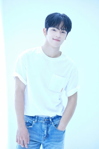 가수 김우진, 프리 데뷔 시즌 돌입… 데뷔 초읽기