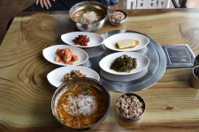 [힘이 되는 한끼] 제주 내도바당, 변해가는 풍경과 변하지 않는 맛