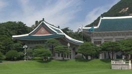 [속보] 靑 행정관 코로나19 확진...청와대 내부 첫 확진