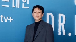 닥터 브레인 이선균 애플TV 첫 韓작품...큰 영광, 사랑받고 싶다