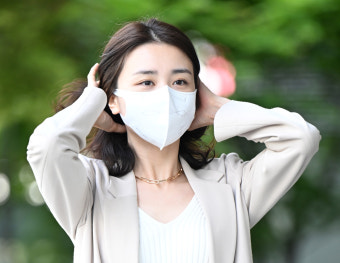 박하선, 폭우로 교통난 속 '씨네타운' 지각…박준면 대타로 오프닝