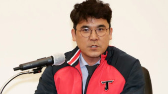KIA 장정석 단장, 박동원 계약 과정서 '뒷돈' 요구 파문...구단 