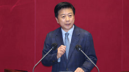 [속보] 검찰, '뇌물·불법 정치자금' 노웅래 불구속 기소