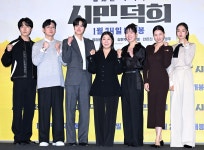 [Y현장] 통쾌한 범죄 실화…응원해 주고 싶은 라미란 시민덕희