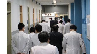 충북대 의대 교수들, 오는 주말 집단 사직 표결
