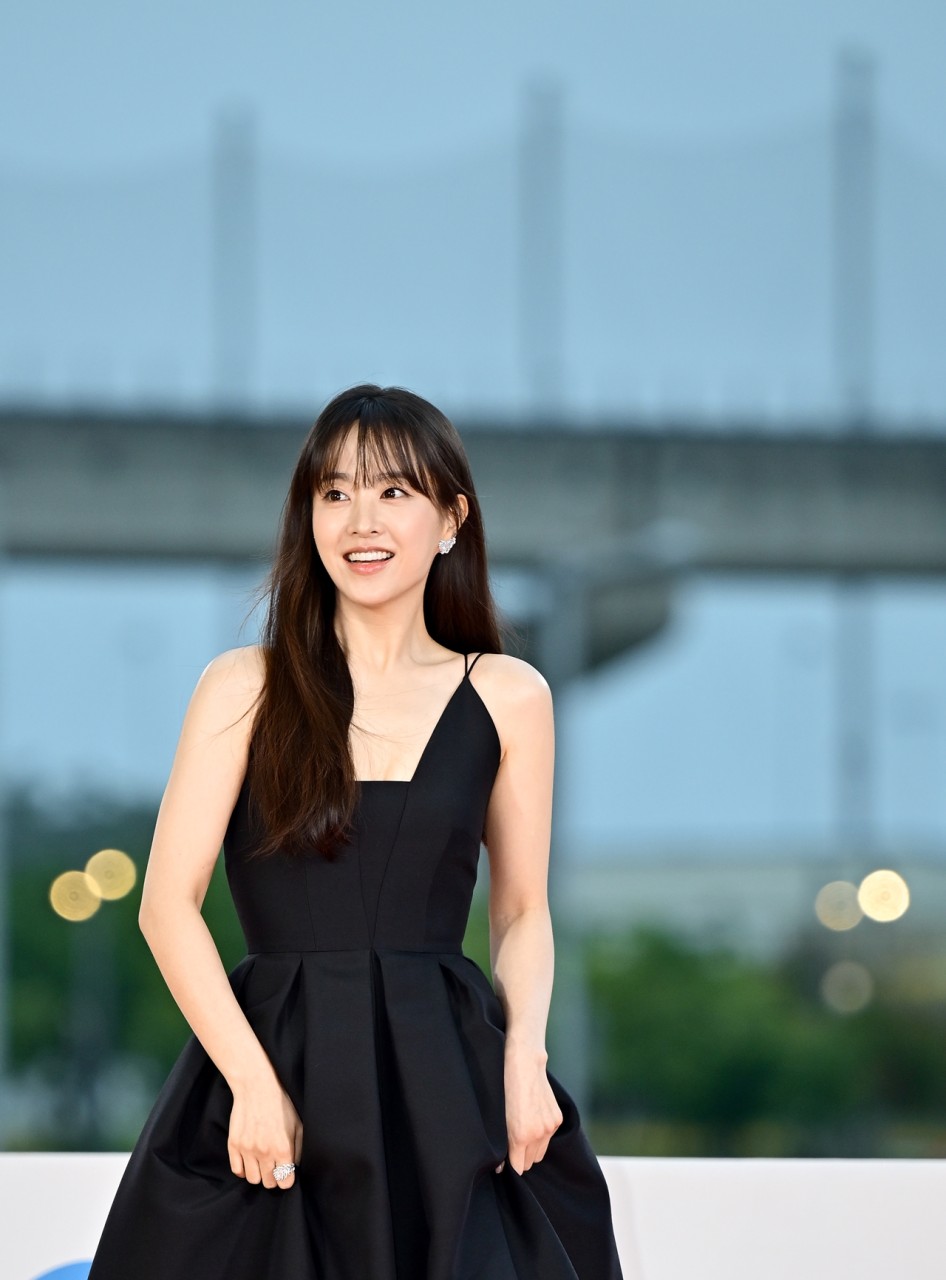 박보영, tvN 미지의 서울에서 1인 4역 도전