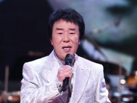 태진아·혜은이, 故 송대관 빈소 찾아 조문…고인 향한 마지막 인사