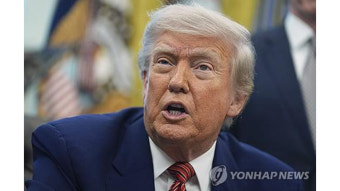 트럼프, 관세전쟁 '플랜B' 준비...