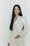 유아, 사람엔터와 손잡고 연기 활동 본격화…프로젝트Y로 배우 데뷔