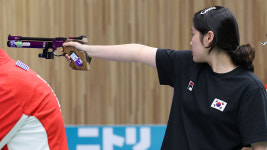 [속보] 추가은, 사격 여자 10m 공기권총 개인전 금메달